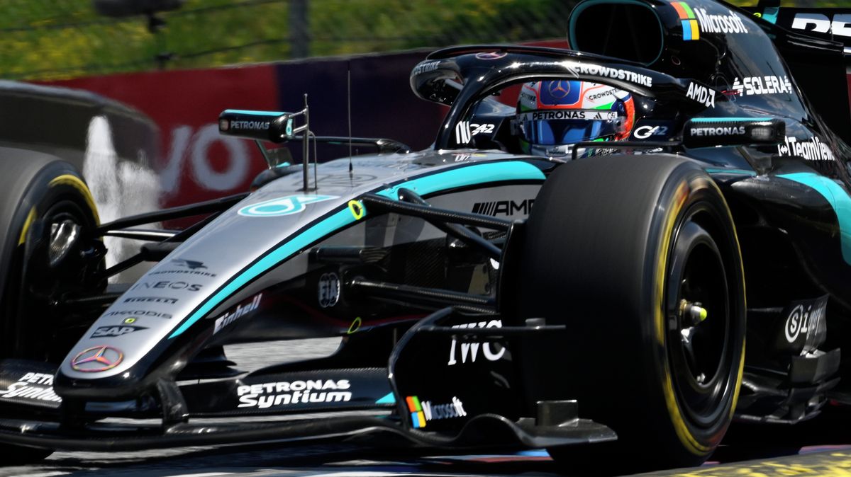 První trénink F1 v Rakousku si podmanil Mercedes