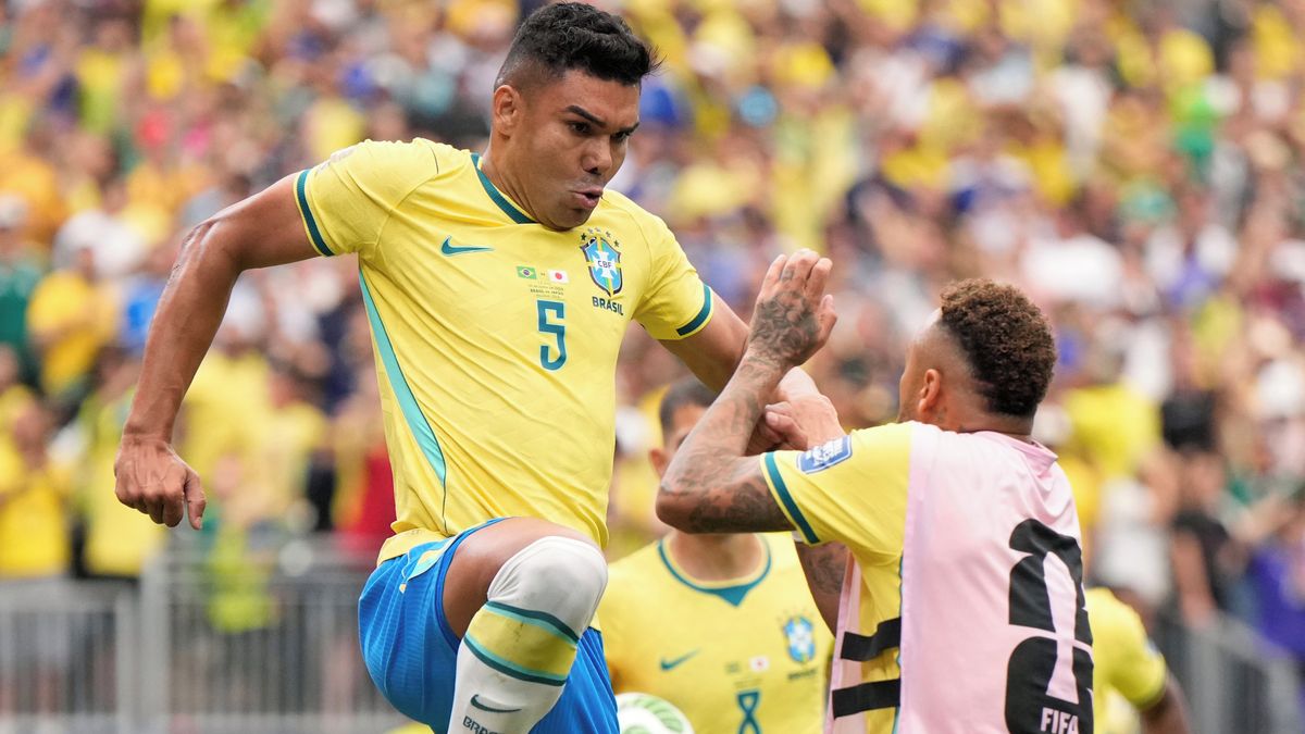 Brazilci udeřili v nastavení a postupují