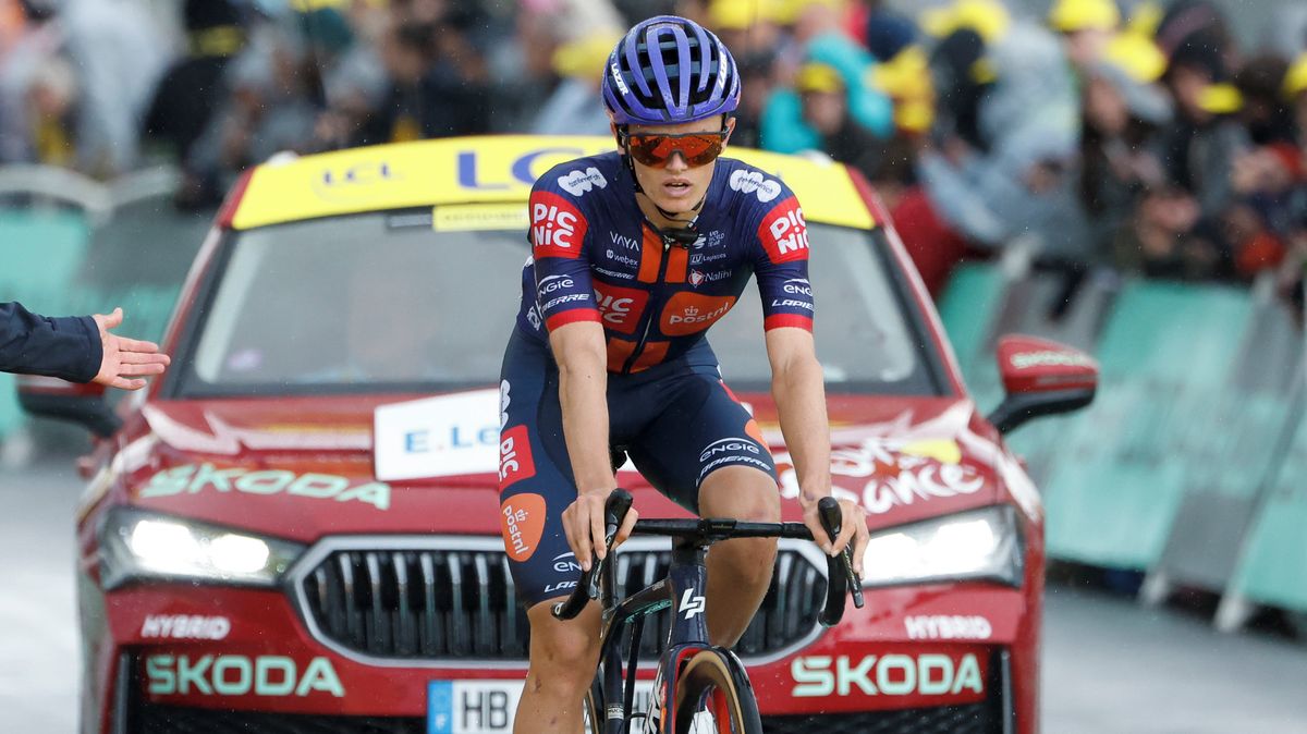 Velká rána před Tour. Čtvrtý muž loňského ročníku se závodu nezúčastní