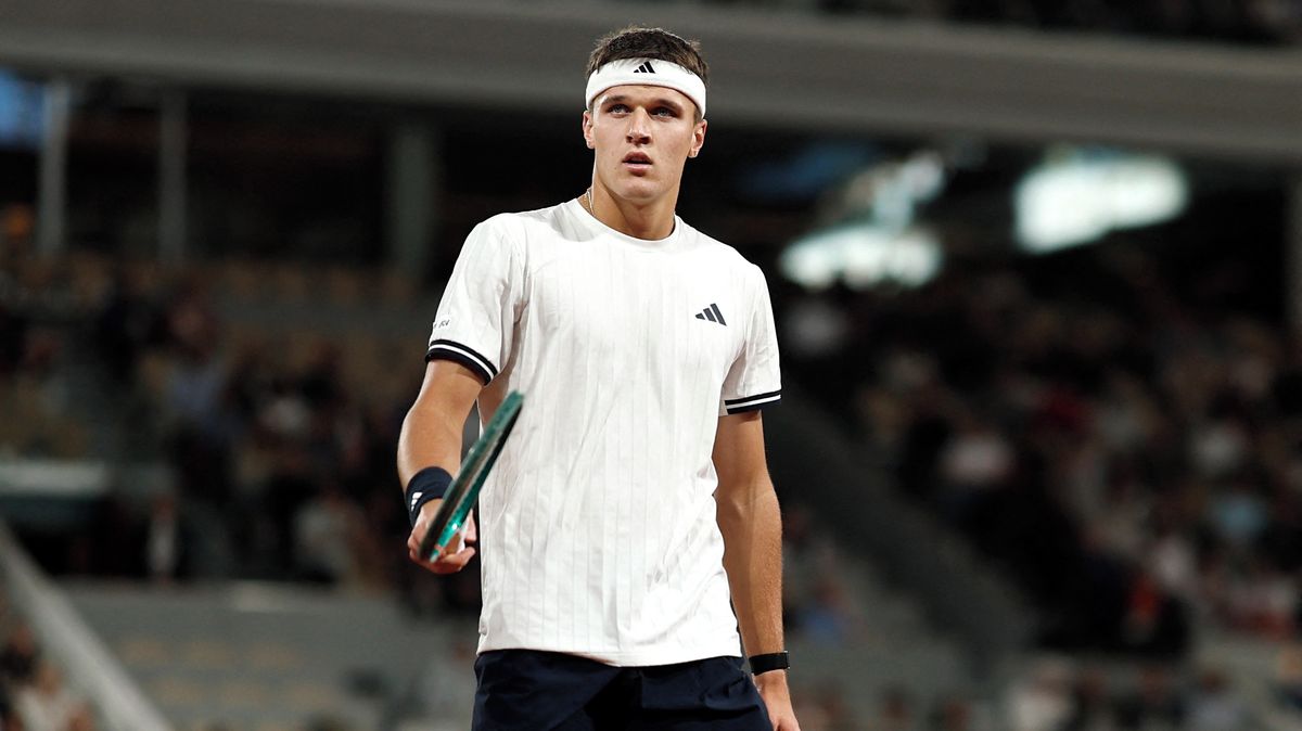 TENIS ONLINE: Menšík zatlačil Brazilce do problémů. V souboji o semifinále Roland Garros má navrch