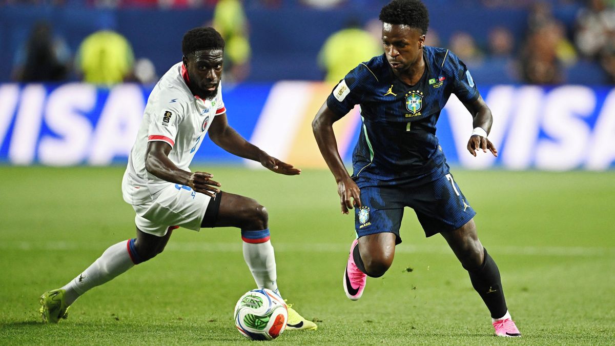 FOTBAL ONLINE: Brazilci se ujímají vedení