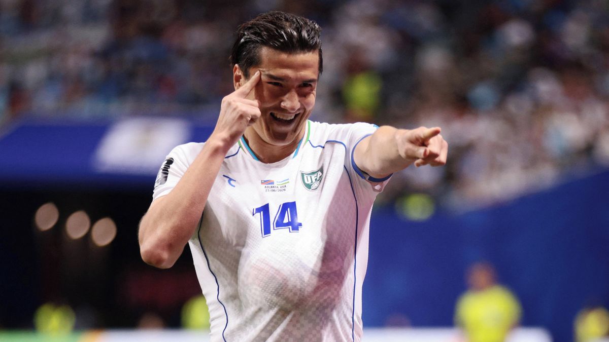 FOTBAL ONLINE: Jásat by mohl Írán. Zasáhl VAR, gólovou akci DR Kongo provázel faul a Uzbekistán dál vede