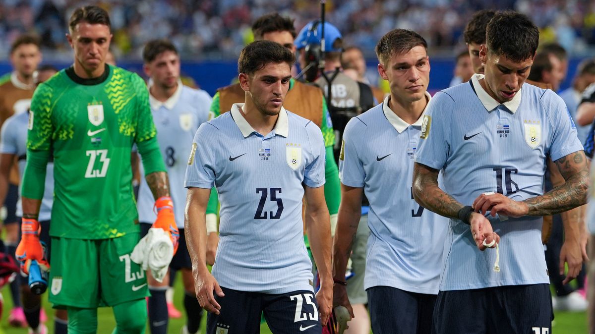 Vzpoura týmu před klíčovým zápasem na MS. Hráči naběhli na trenéra, ten je ale překvapil