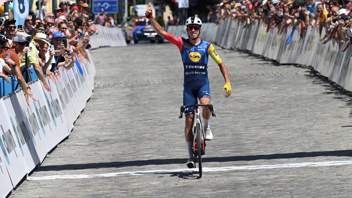 Cyklista Vacek triumfálně završil skvělý týden a těší se na Tour de France