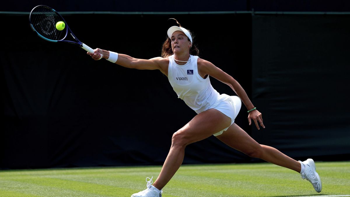 TENIS ONLINE: Česká naděje ve Wimbledonu neustála další těžké chvíle, hrozí výprask. Zrádný úvod pro Muchovou