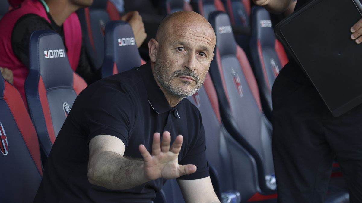 Černého bude v Besiktasi nově trénovat Italiano, naposledy působil v Boloni
