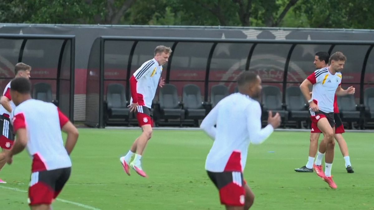 Další favorit MS vstupuje do vyřazovací části. Němci vyzvou Paraguay