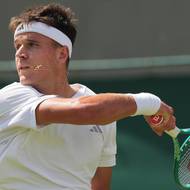Jakub Menšík při prvním kole letošního Wimbledonu