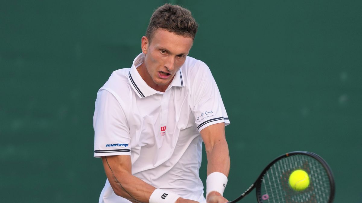 Lehečku ve Wimbledonu čeká slovenský outsider, Menšík vyzve bývalou světovou trojku