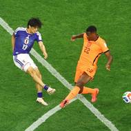 Japonec Keito Nakamura touto střelou vyrovnal. 