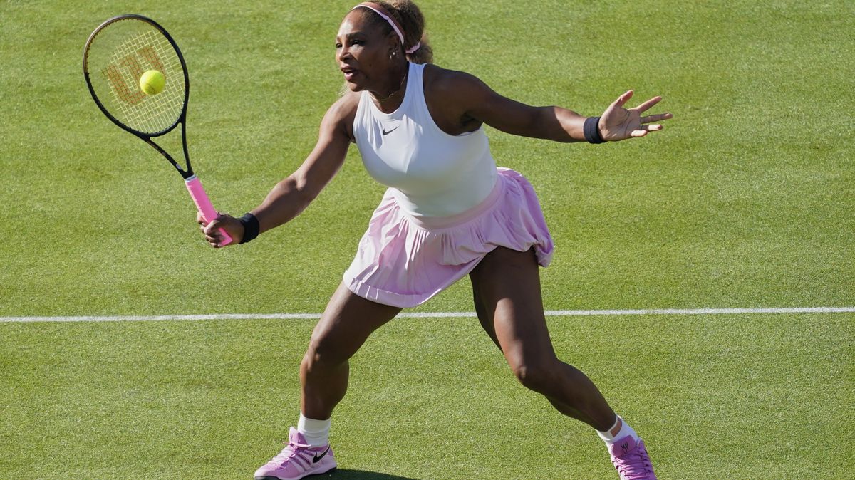 Legendě po skvostném comebacku aplaudovala i Vonnová. O Wimbledonu ale šampionka mlží