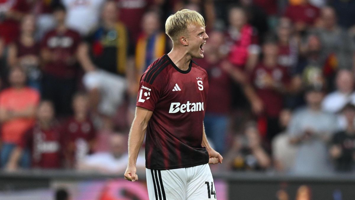 FOTBAL ONLINE: Sparťanský kotel si zavesloval. A Karabec zvyšuje
