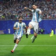 Lionel Messi slaví vyrovnávací gól.