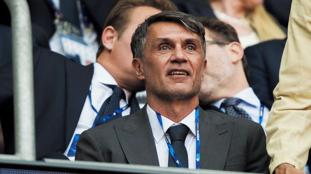 Italský fotbal má z krize vyvést obrovská legenda