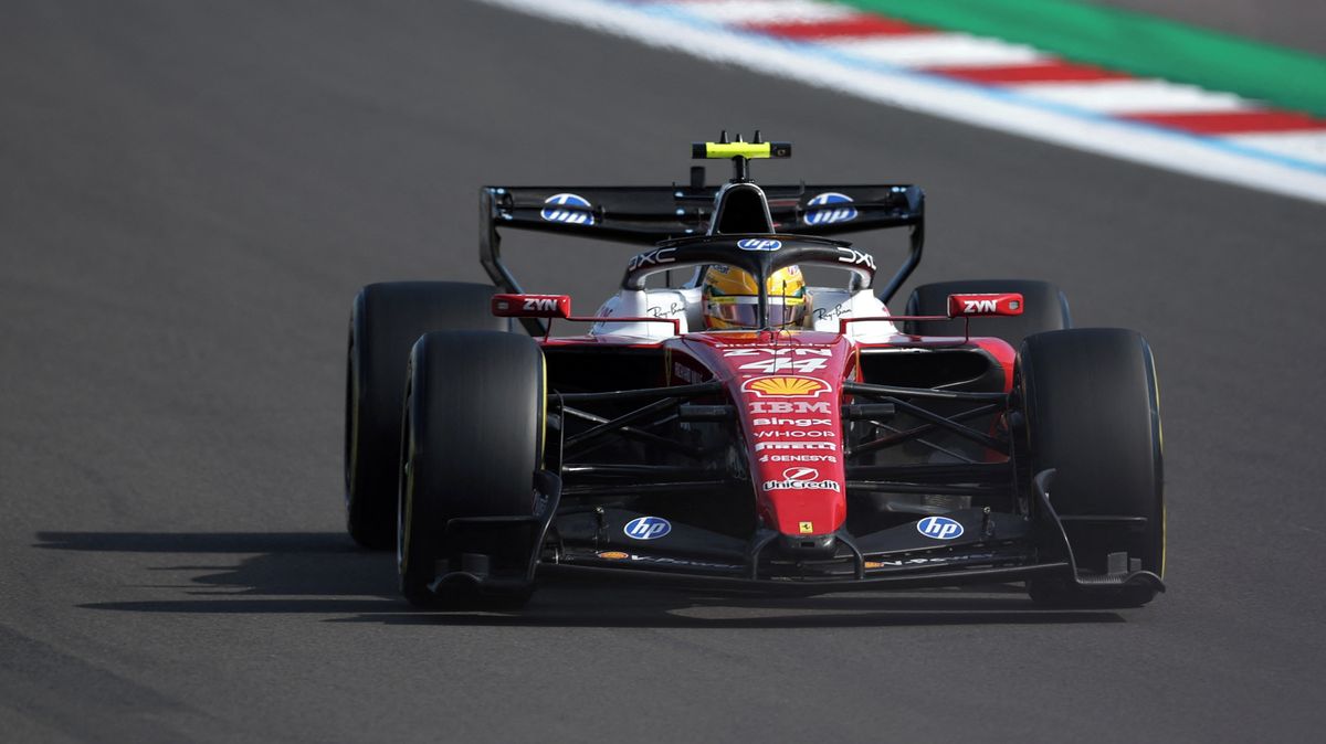 Hamilton vyrazí ve sprintu na domácím okruhu z prvního místa