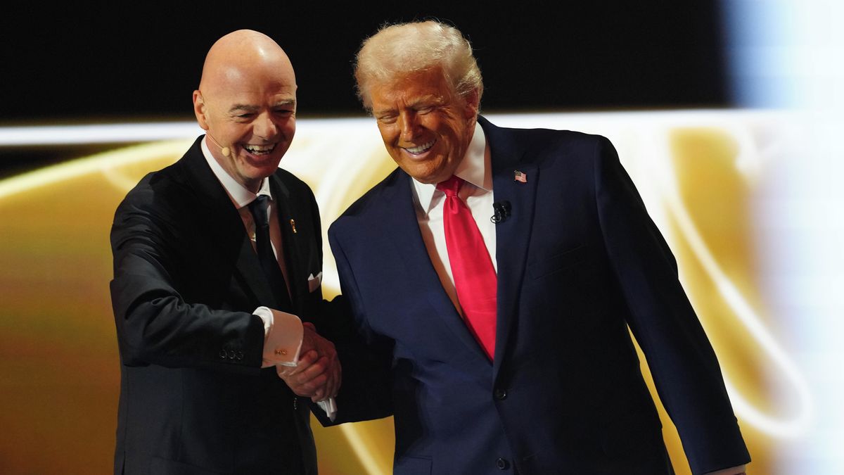 Trump si umývá ruce: Neřekl jsem Infantinovi, co má dělat. S prohlášením přispěchal i prezident FIFA