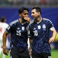 Argentinci Nicolas Gonzalez a Lionel Messi.
