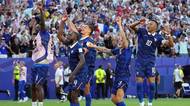 Francouzi zvládli ošklivé osmifinále. Z penalty rozhodl Mbappé, který dorovnal Messiho