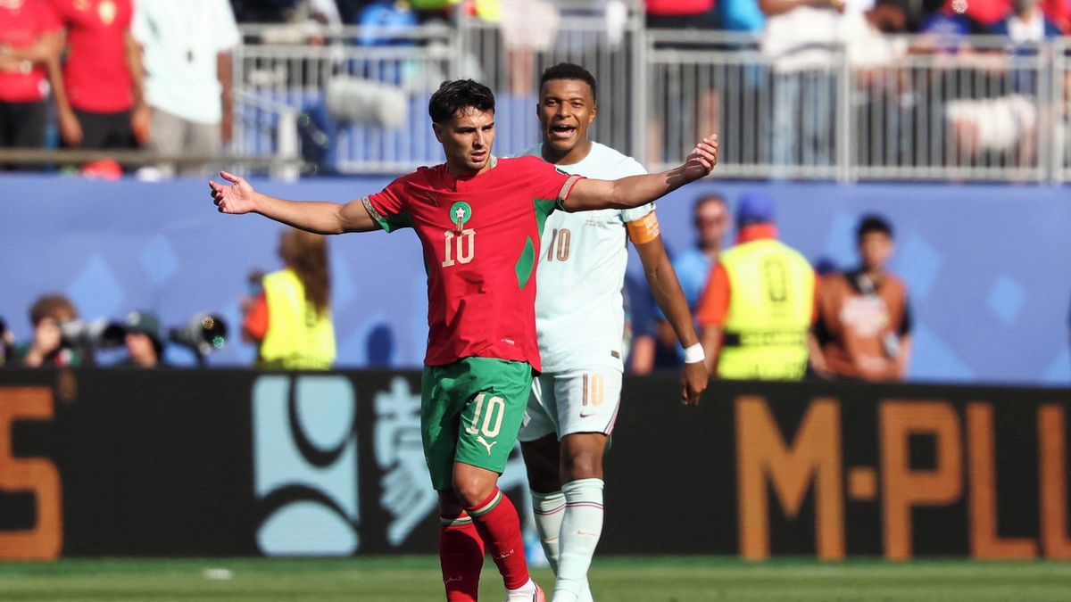 Jasná ruka! Maročané upozorňují, co předcházelo vítěznému gólu. Sami přestali hrát
