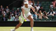 TENIS ONLINE: Složitý úkol! Krejčíková ve Wimbledonu musí otáčet. Mladá naděje ovládla české derby