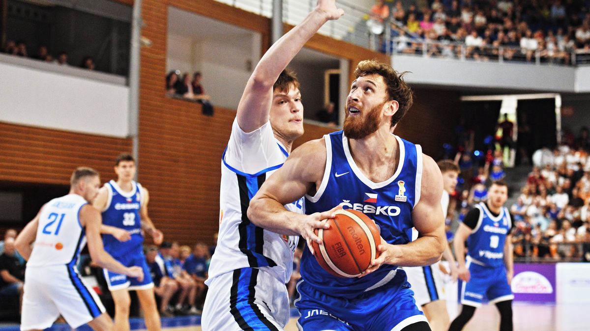 Basketbalový reprezentant se vrací do Kanady