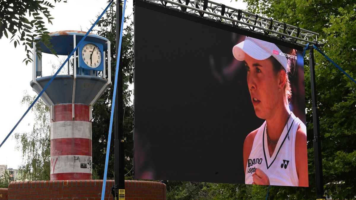 Přerov ovládla tenisová euforie, Noskové přišlo fandit k majáku několik set lidí