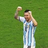 Lionel Messi slaví gól v síti Kapverd.