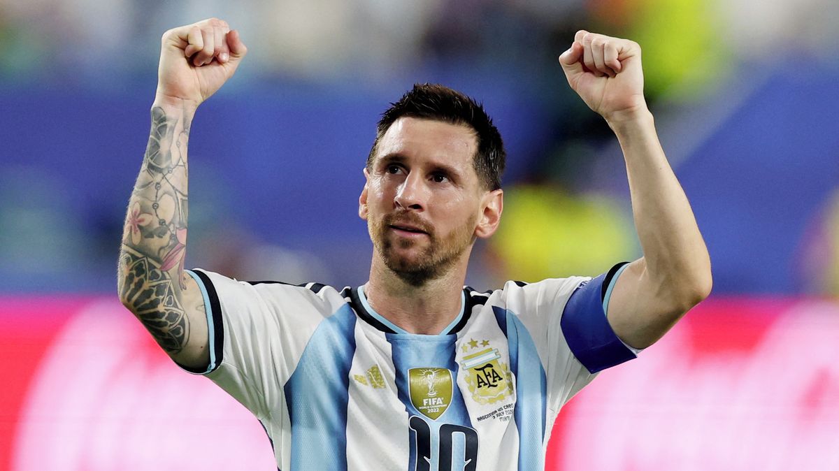 Hrozí třaskavý střet. Argentinci provokativně prozpěvují, Angličané zpozorněli