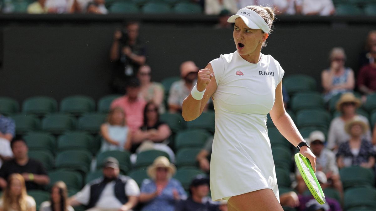Fantazie! Krejčíková ve Wimbledonu vyřadila světovou pětku. Dál jde i Muchová, mladá naděje ovládla české derby