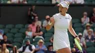 Fantazie! Krejčíková ve Wimbledonu vyřadila světovou pětku. Dál jde i Muchová, mladá naděje ovládla české derby