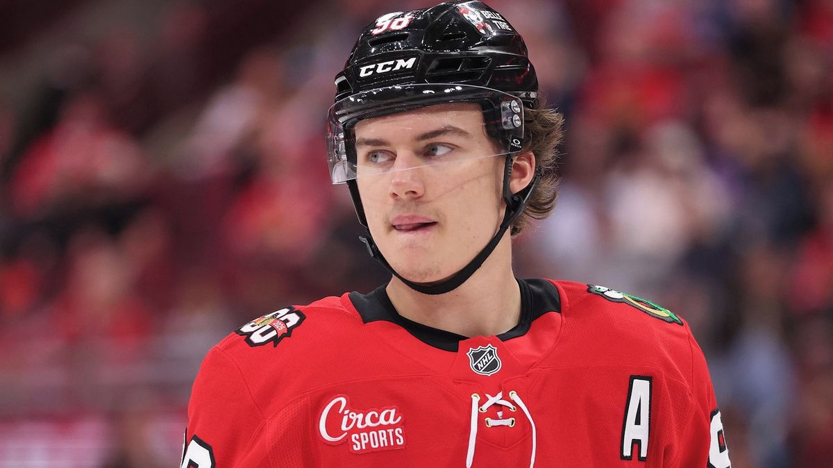 Problém pro Bedarda. Kanadská hvězda přijde o začátek sezony NHL