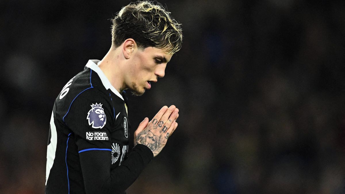 Aston Villa získala na hostování záložníka Garnacha z Chelsea