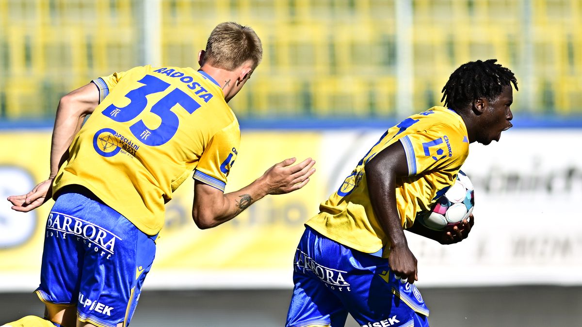 FOTBAL ONLINE: Gólová lavina pokračuje, radují se Teplice, rekord vyrovnán. Klokani udeřili ve Zlíně