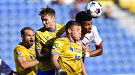FOTBAL ONLINE: Zbrojovka udeřila! Z první střely jde do vedení