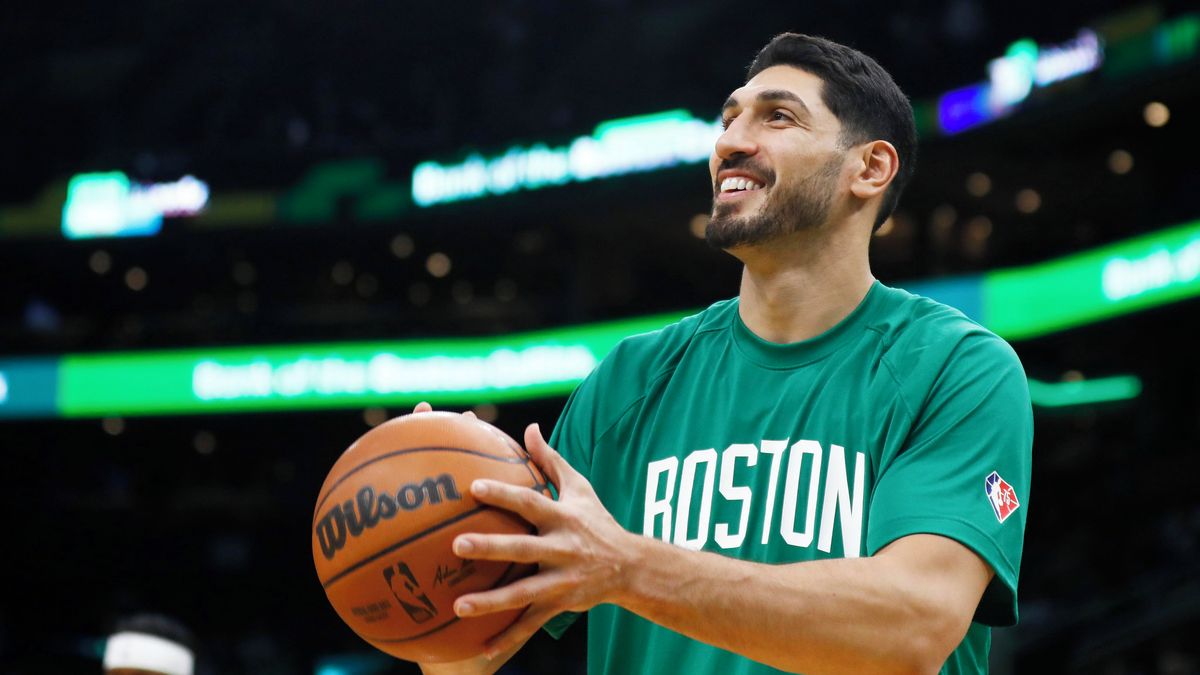 Bývalý hráč NBA se hlásí na ženský draft