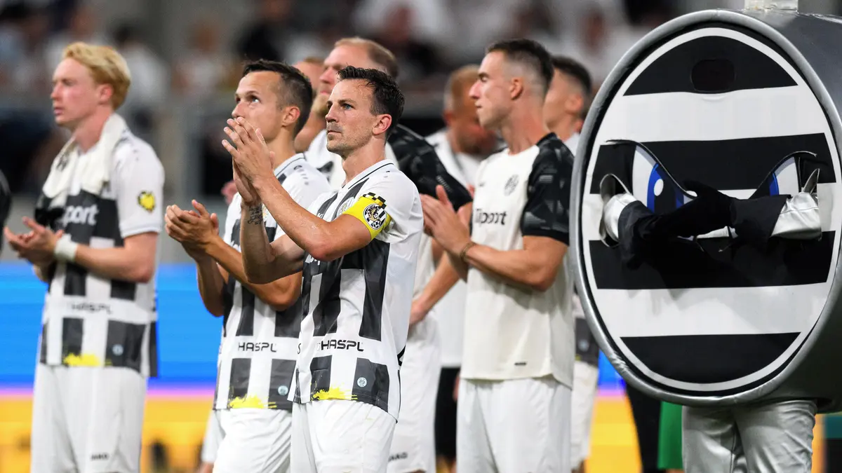Fotbalová mánie v Hradci. Město se třese na velký zápas