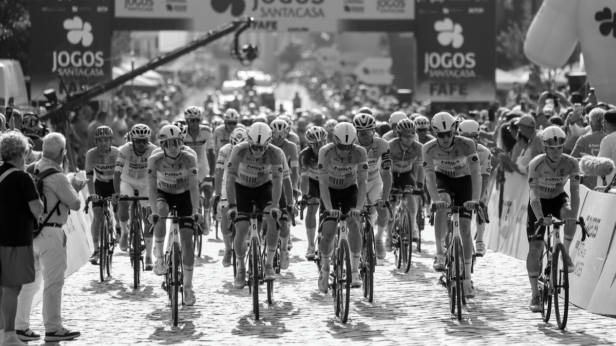 Obrovská tragédie. Mladý cyklista zemřel během závodu, Czech Tour uctí jeho památku