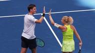TENIS ONLINE: Siniaková jde znovu do tie-breaku! Menšík s Muchovou začali boj o semifinále US Open výborně