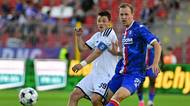 FOTBAL ONLINE: Divočina v Jablonci, tři červené! Oslabený Baník podlehl Hradci. Slavia zůstává stoprocentní, Sigma už měla šanci