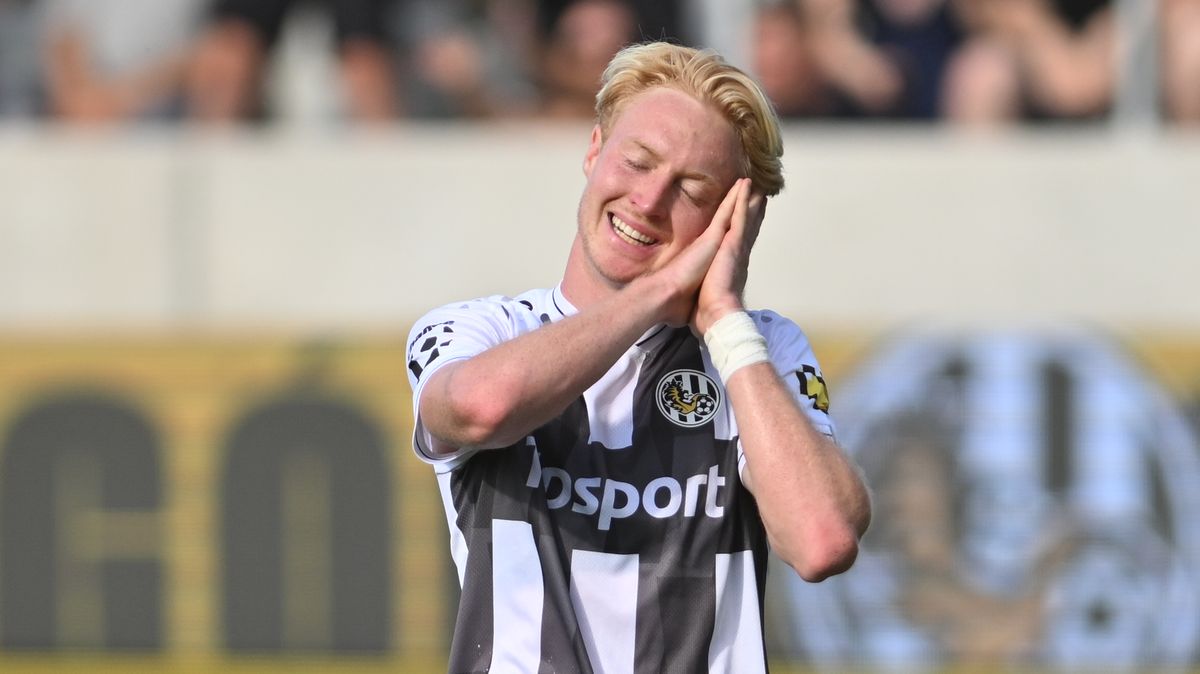 FOTBAL ONLINE: Problém pro Baník, dohrává v deseti! Červenou viděl i brankář Slovácka