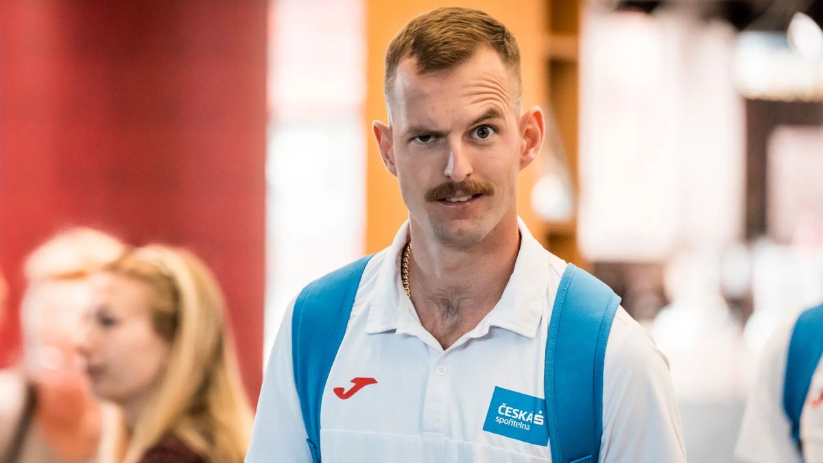Český Atlet roku překvapil jako knírač. Hladový, nabuzený a natěšený, až vypustí energii