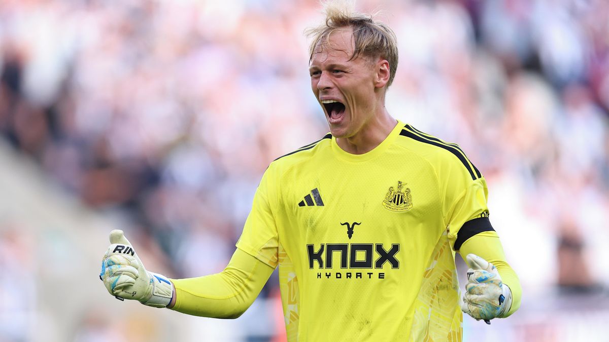Nejlepší gólman! Fanoušci velebí Horníčka po premiéře za Newcastle