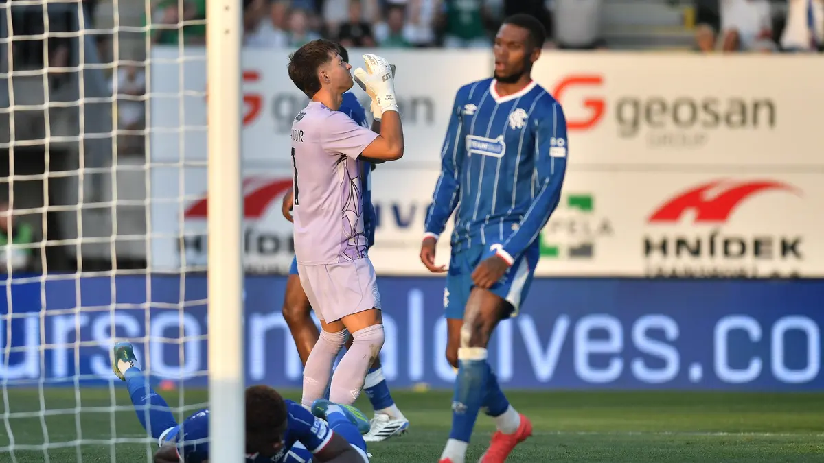 Vyřazení Rangers s Jabloncem je ještě větší ostuda než blamáž Celtiku, říká respektovaný novinář BBC