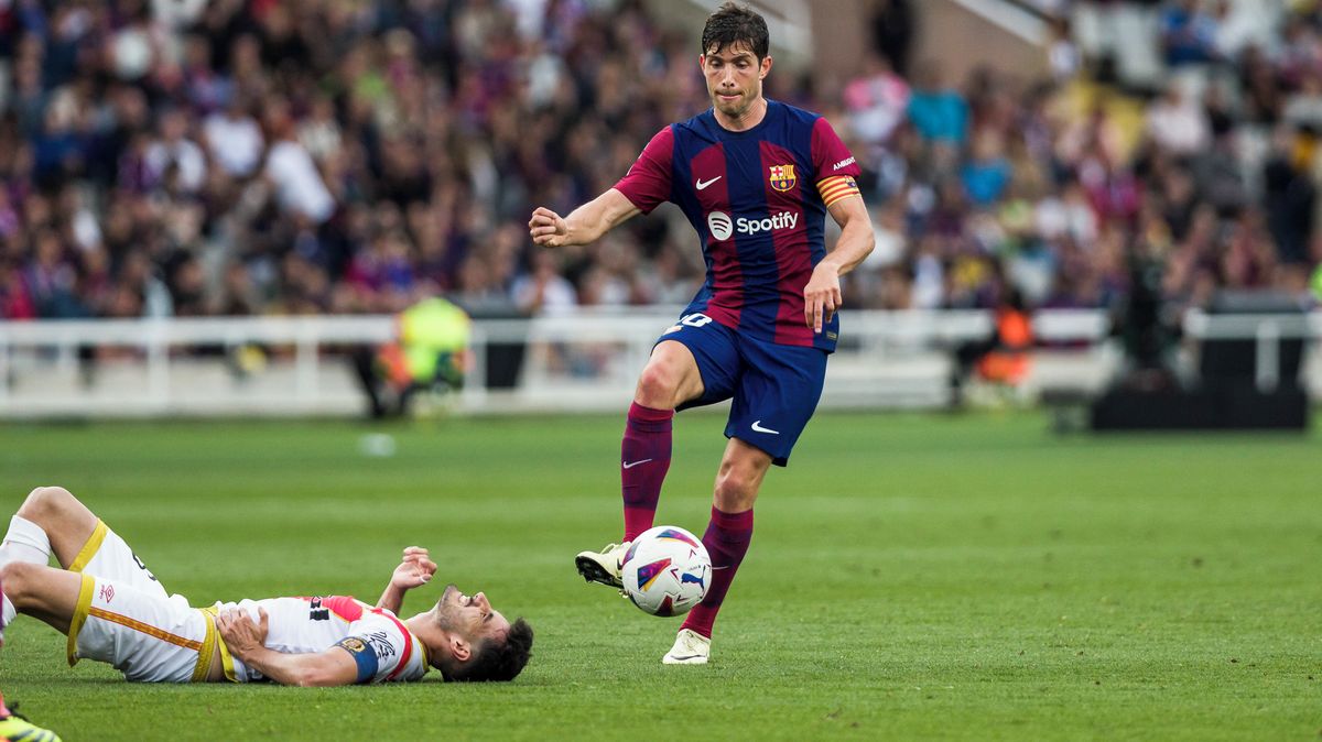 Přesun do zámoří. Bývalý kapitán Barcelony bude hrát za LA Galaxy