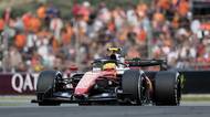 Totální chaos u Ferrari. Hamilton zuřil a slibuje dohru mimo kamery