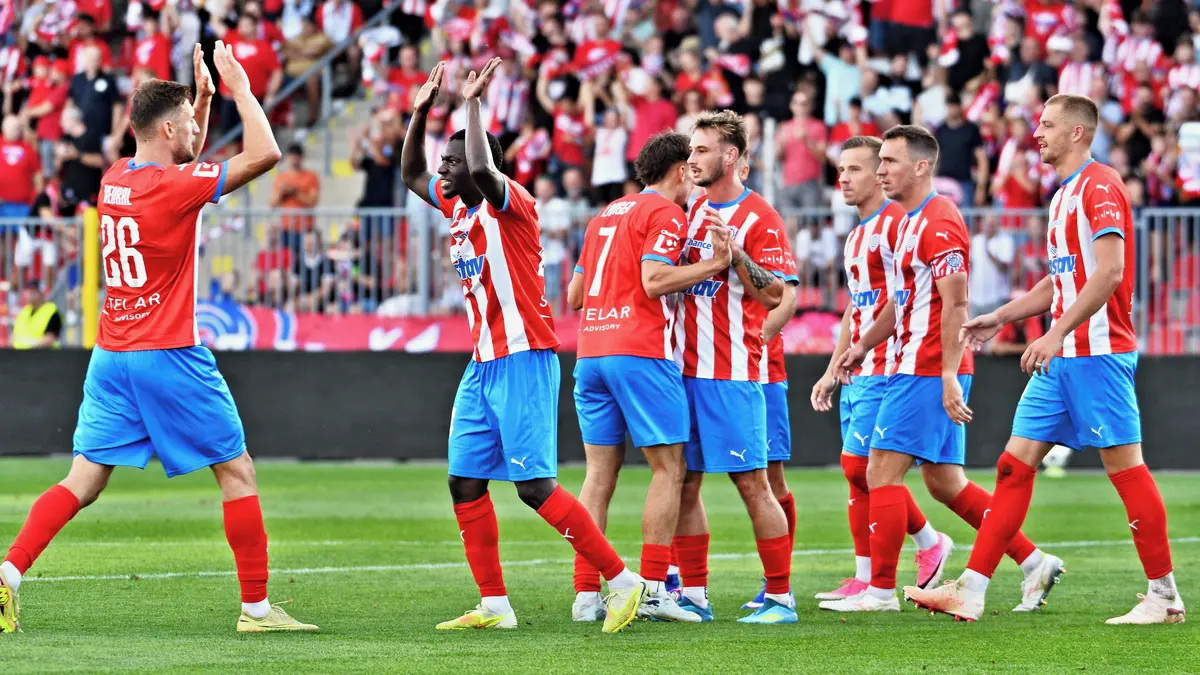 FOTBAL ONLINE: V Brně se po dvou minutách opět mění skóre, Zbrojovka vede. Pardubice zahrozily