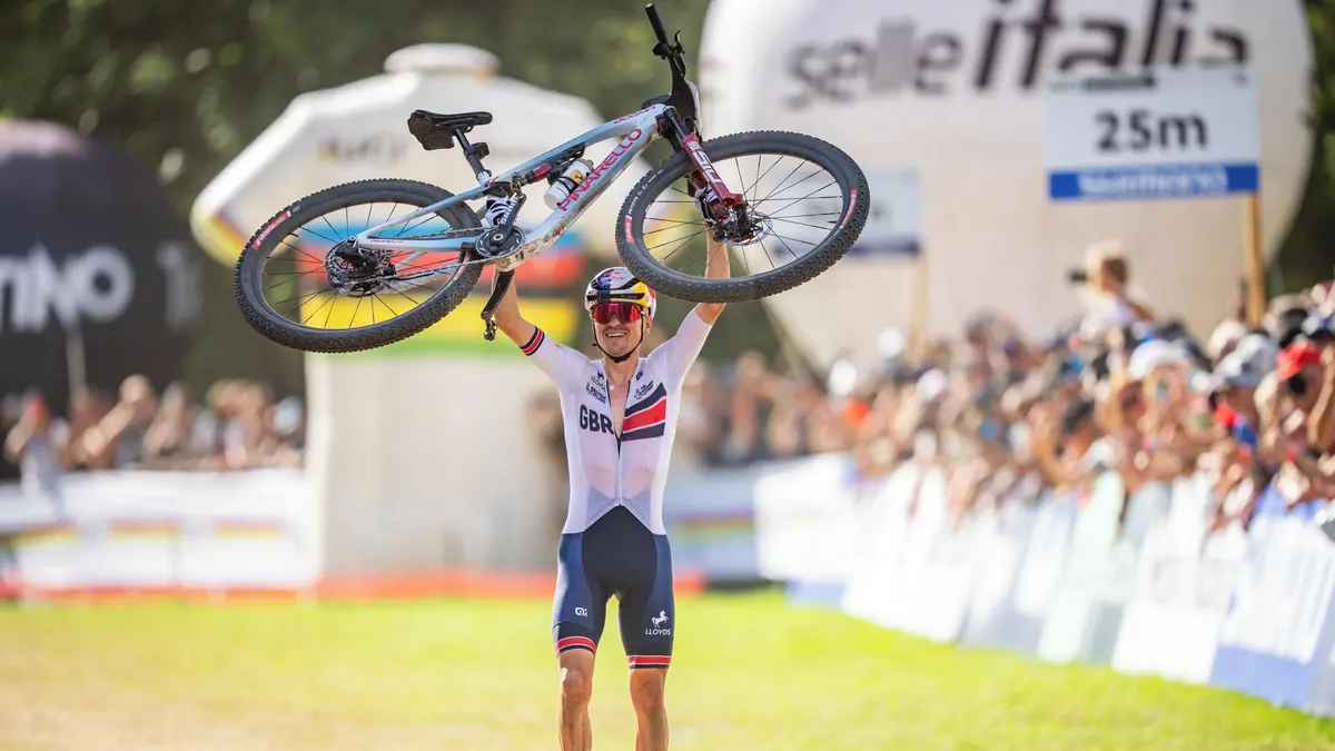 Photo: sport.cz Frei and Pidcock Crowned XCO World Champions in Val di Sole