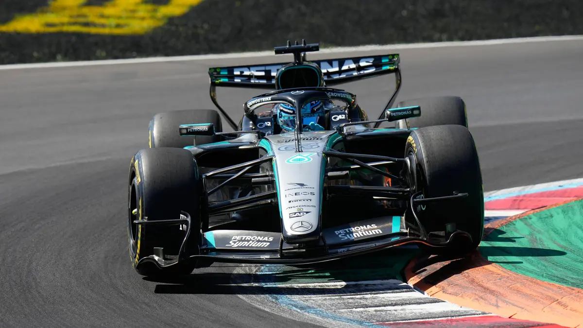 Tréninky F1 v Monze ovládl Russell s mercedesem a zastínil tak domácí Ferrari