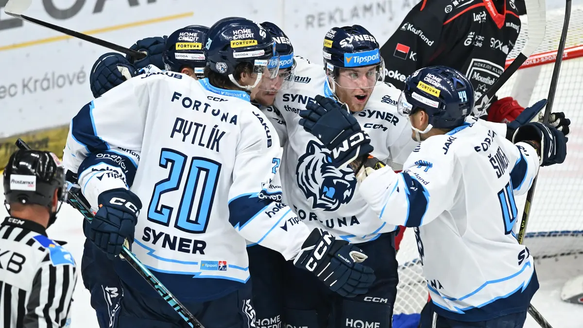 HOKEJ ONLINE: Videomomenty. Liberec do třetí třetiny vlétl a snižuje
