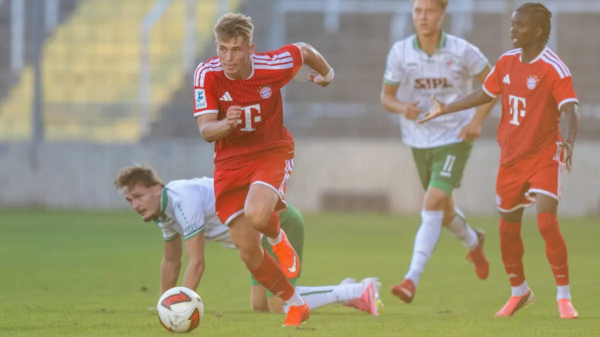 Český talent září v dresu Bayernu. V mládežnické Lize mistrů se zaskvěl parádním gólem